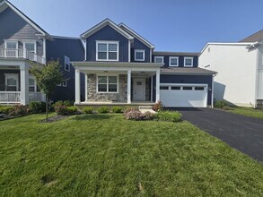 7343 Quailview Dr in Sunbury, OH - Building Photo - Building Photo