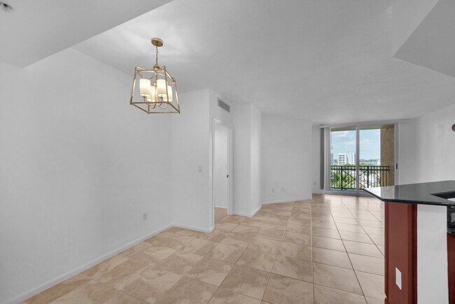 403 S Sapodilla Ave in West Palm Beach, FL - Building Photo - Building Photo