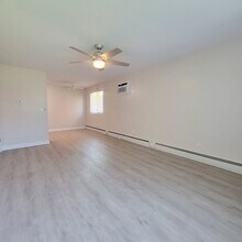 6537 173rd Pl, Unit 1B in Tinley Park, IL - Building Photo - Building Photo