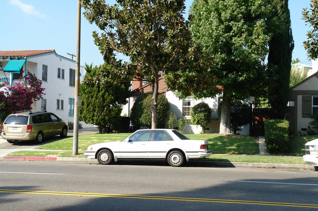 1427 E Broadway in Glendale, CA - Building Photo - Building Photo