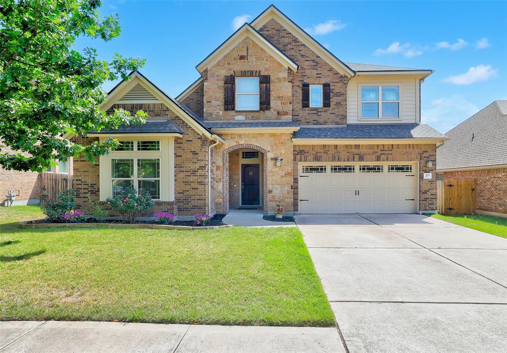 213 Southern Cross Dr in Austin, TX - Building Photo