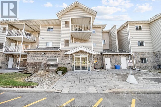 property at 1390 Lauzon Rd