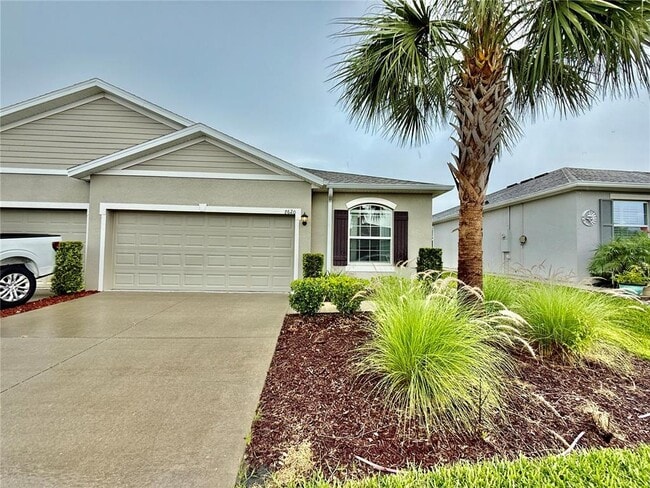 property at 7620 Stonebrook Cir