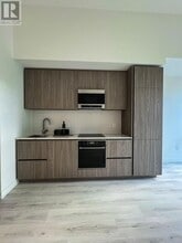 120 Broadway Ave in Toronto, ON - Building Photo - Building Photo