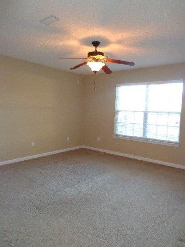 138 Jasmine Cir in Enterprise, AL - Building Photo - Building Photo