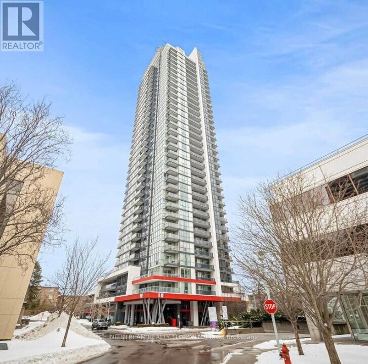 88 Sheppard Ave E in Toronto, ON - Building Photo