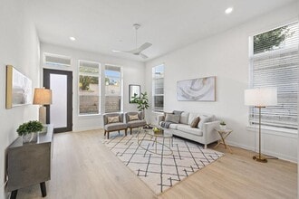 4214 Endurance Wy in Austin, TX - Building Photo - Building Photo