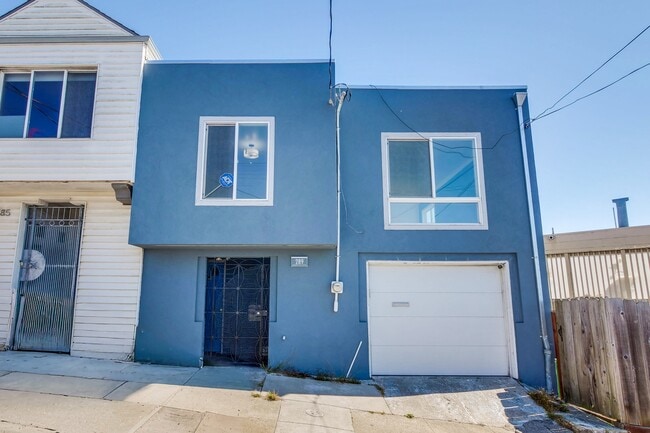 property at 289 Bridgeview Dr