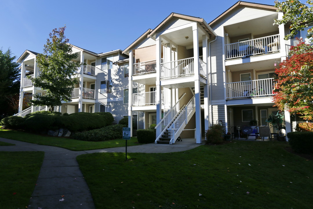 Sunrise Lane in Everett, WA - Building Photo