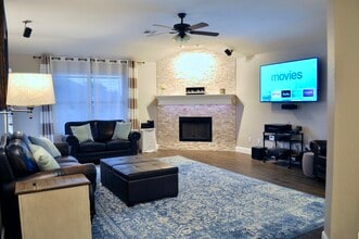 1405 Amber Day Dr in Pflugerville, TX - Building Photo - Building Photo