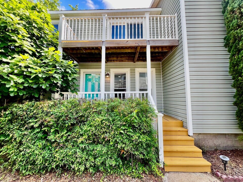 3742 Pendleton Ave in Virginia Beach, VA - Building Photo