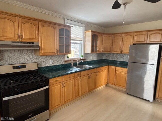 property at 35 Witherspoon St