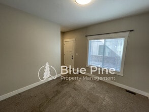 700 S Saturn Ave in Idaho Falls, ID - Building Photo - Building Photo