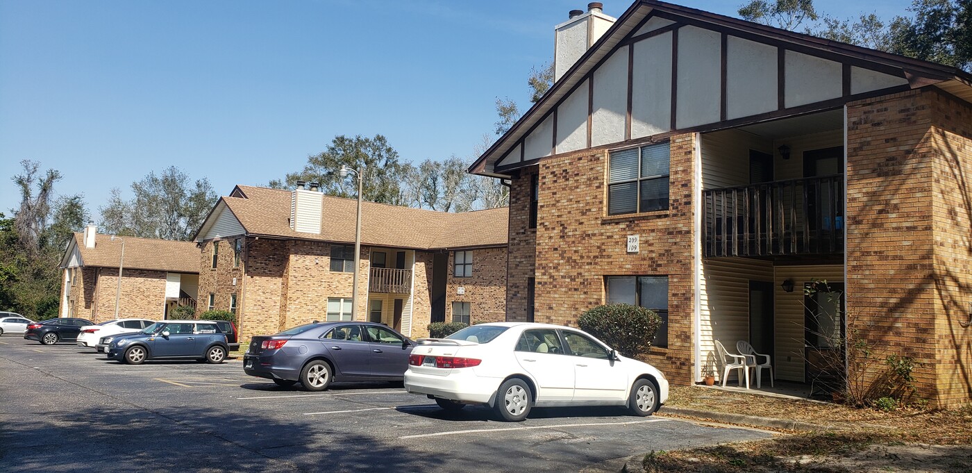 11996 Scenic Hwy in Pensacola, FL - Building Photo