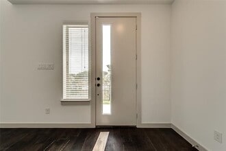 1423 Lamb Dr in Plano, TX - Building Photo - Building Photo