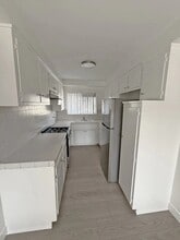 3620 139th St, Unit 4 in Hawthorne, CA - Building Photo - Building Photo