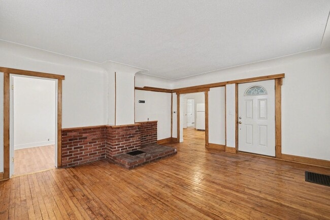 8009 E Bristol Rd in Davison, MI - Building Photo - Building Photo