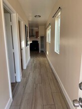 1309 W 62nd St in Los Angeles, CA - Foto de edificio - Building Photo