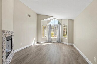 7261 Harbor Way in Granite Bay, CA - Building Photo - Building Photo