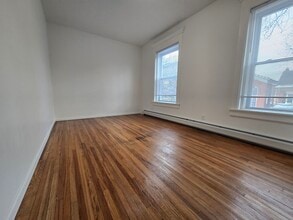 584 Main St, Unit 1 in Stroudsburg, PA - Building Photo - Building Photo