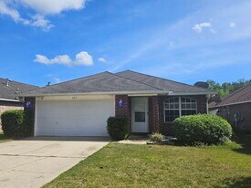 647 Mozingo Ln in Pensacola, FL - Building Photo