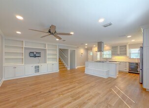 810 Devon Dr in Tallahassee, FL - Building Photo - Building Photo