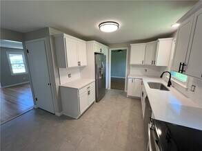 120 Sunnyside Dr in Rochester, NY - Building Photo - Building Photo