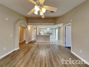 4406 Tina Ln in Plant City, FL - Building Photo - Building Photo