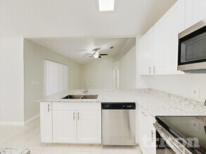 311 Ferrara Ct in Kissimmee, FL - Foto de edificio - Building Photo