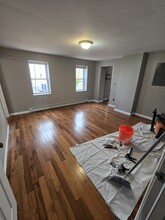 33 Hill St, Unit 101 in Biddeford, ME - Building Photo - Building Photo