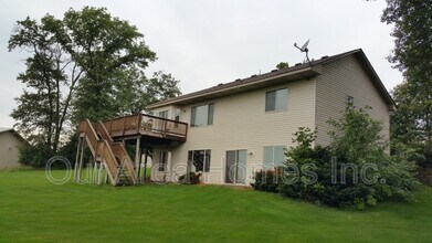 1778 Klondike Dr NE in East Bethel, MN - Building Photo - Building Photo