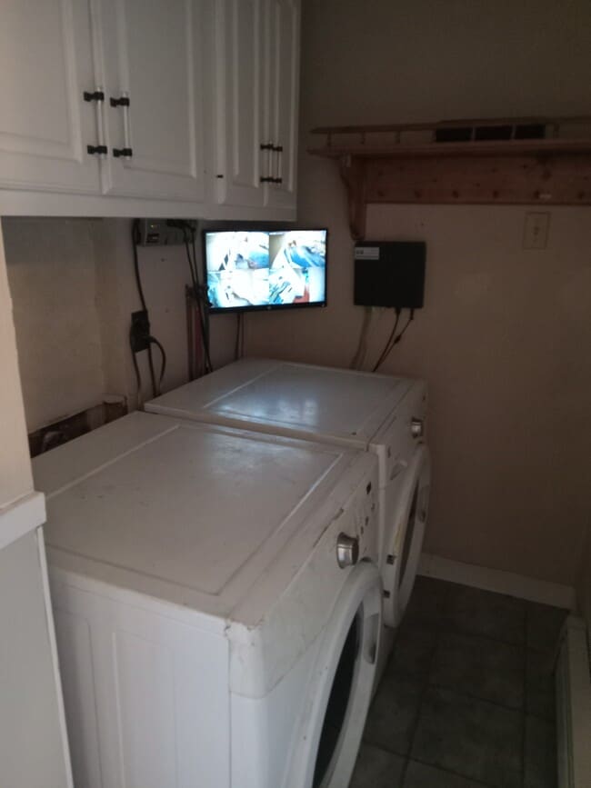 63 Belmont St, Unit 1st floor