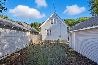 7305 Blanchard St in Wauwatosa, WI - Building Photo - Building Photo