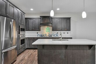 8430 NE 203rd Pl in Bothell, WA - Building Photo - Building Photo