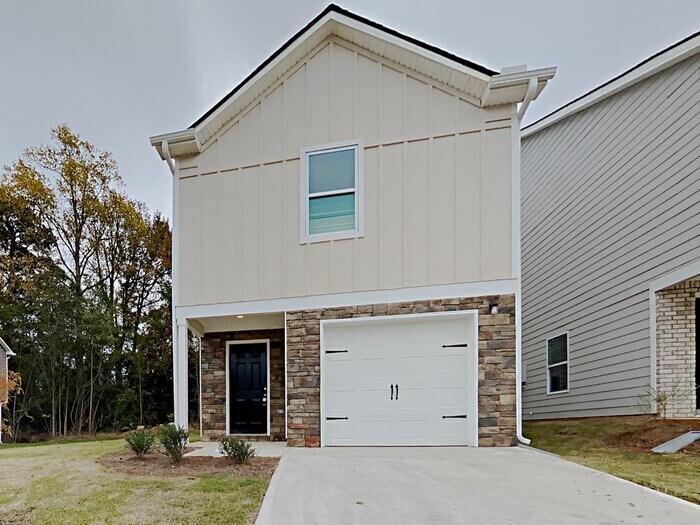 1054 Wedgewood Ct NE in Conyers, GA - Building Photo