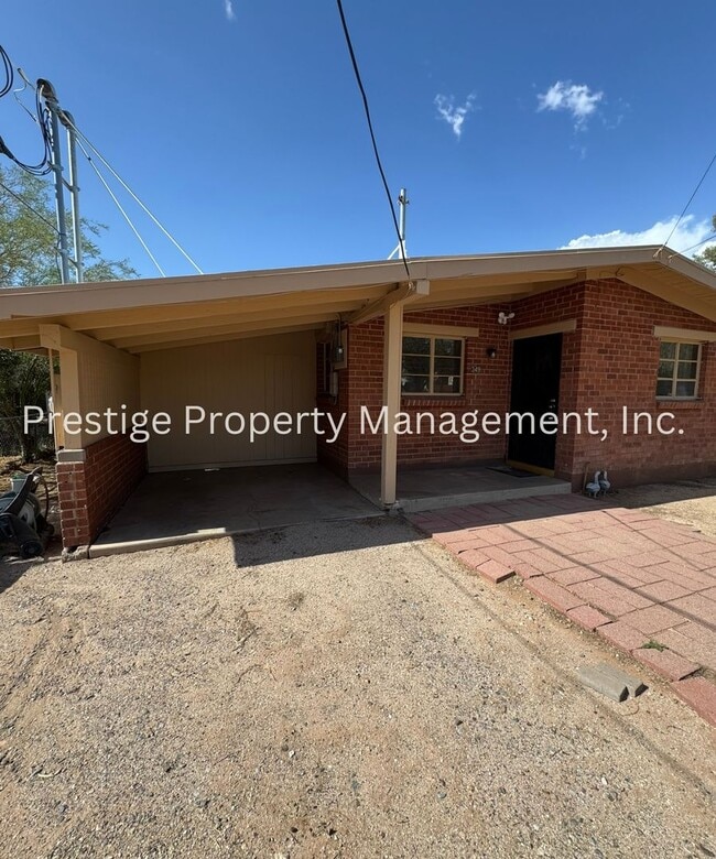 349-351 E Smoot Pl in Tucson, AZ - Building Photo - Building Photo