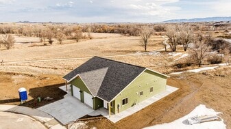 3035 Real Bird Wy in Sheridan, WY - Building Photo