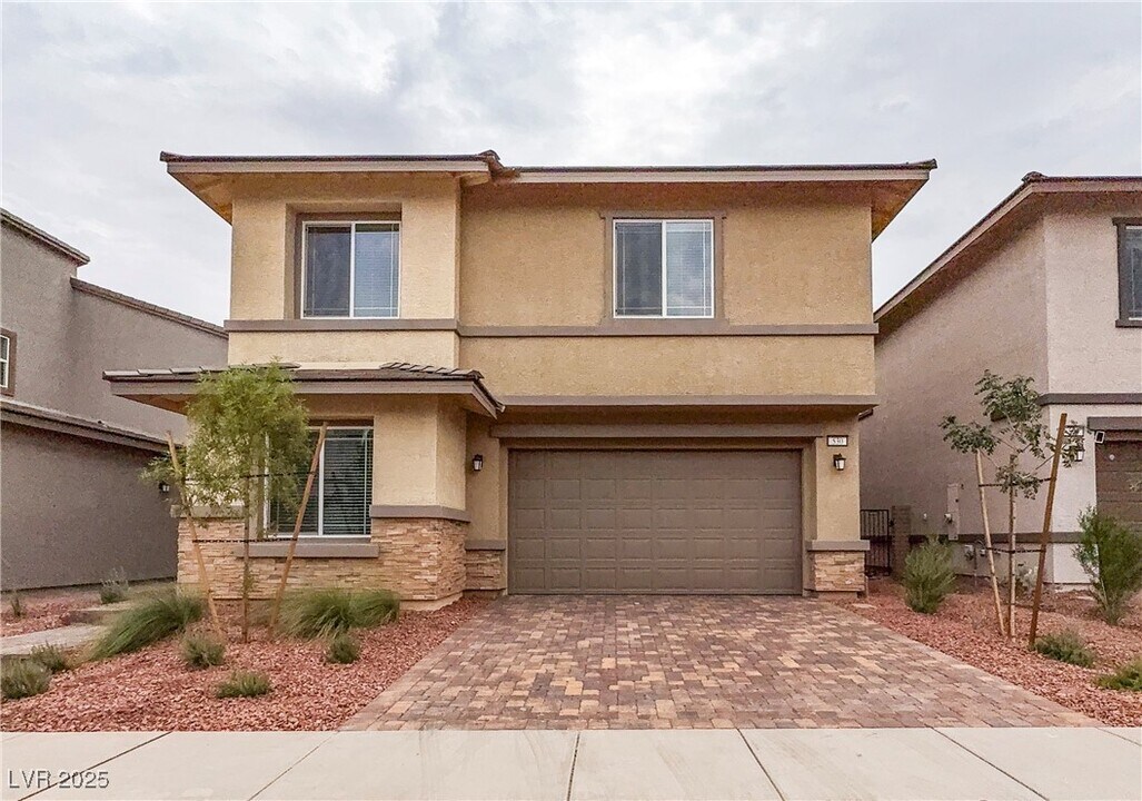 530 Daphne Ter St in Henderson, NV - Building Photo