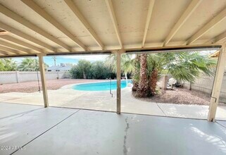 8449 E Crestwood Way in Scottsdale, AZ - Building Photo - Building Photo