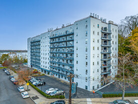 Sea Cliff Towers Apartments