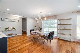 5816 Fox Hill Ln in Dallas, TX - Building Photo - Building Photo