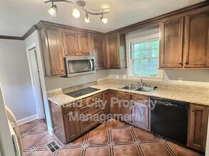 3766 Friar Tuck Rd in Memphis, TN - Building Photo - Building Photo