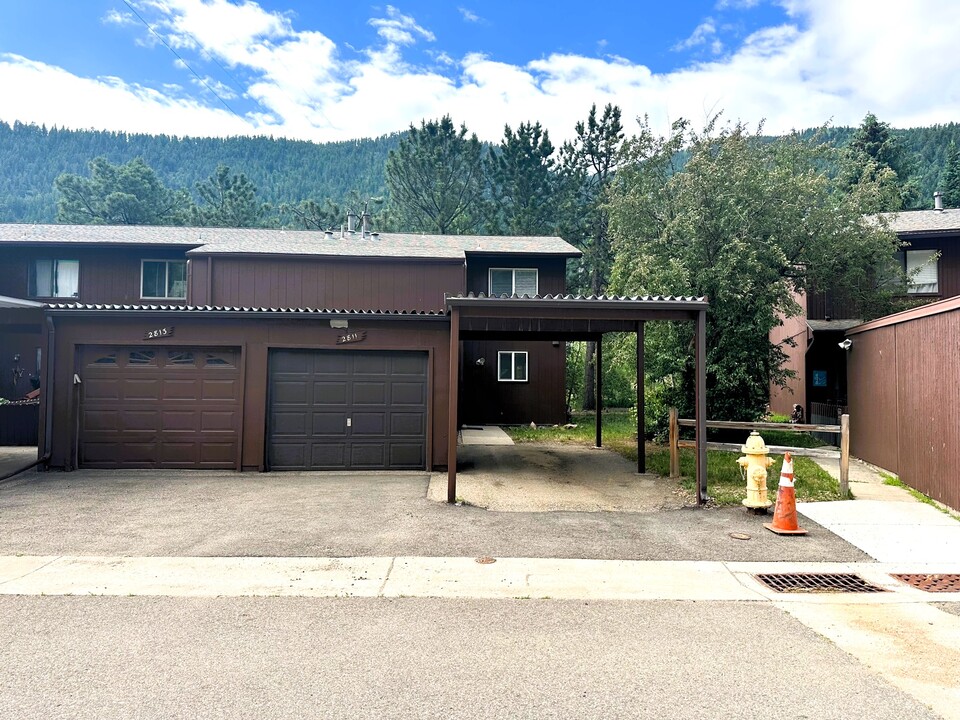 2811 Riverside Dr in Idaho Springs, CO - Building Photo