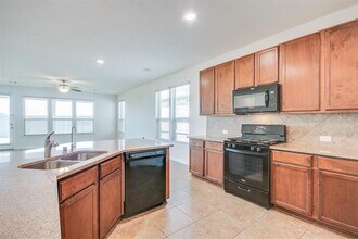 1619 Stuart Creek Dr in Richmond, TX - Building Photo - Building Photo