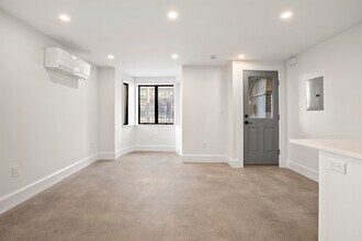 47 South St in Jersey City, NJ - Building Photo - Building Photo