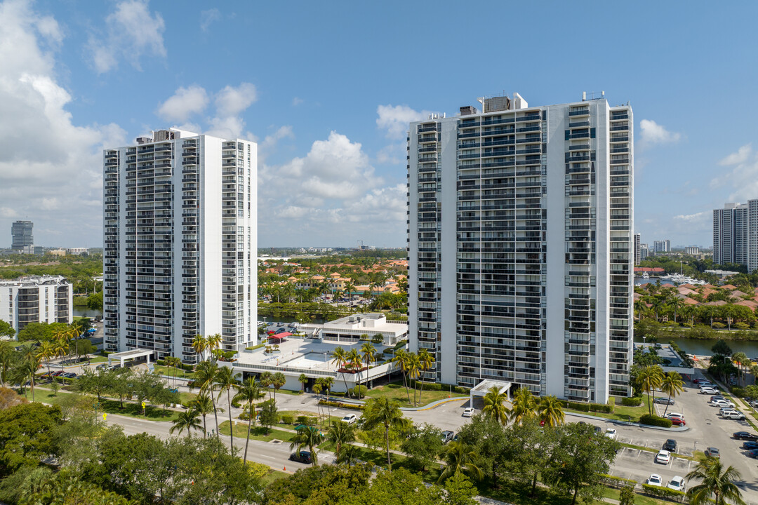 El Dorado Towers in Miami, FL - Building Photo