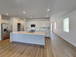 8182 Winterfell Peak Ave in Las Vegas, NV - Building Photo - Building Photo