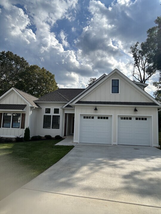 5126 Judd Wy NW in Cleveland, TN - Building Photo