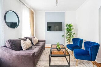405 E 61st St in New York, NY - Building Photo - Building Photo