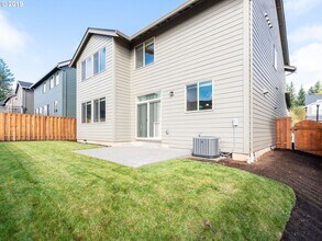 2308 NE 38th Ave in Camas, WA - Building Photo - Building Photo